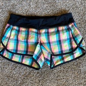 Lululemon Speed Shorts Size 6